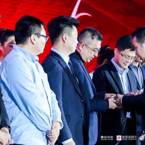 专业级工具,风尚购物官方网站下载,实地数据执行分析_尊贵款_v5.582